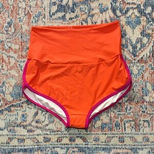 Salt Gypsy Betty Surf Bottoms in Orange SZ M NWOT